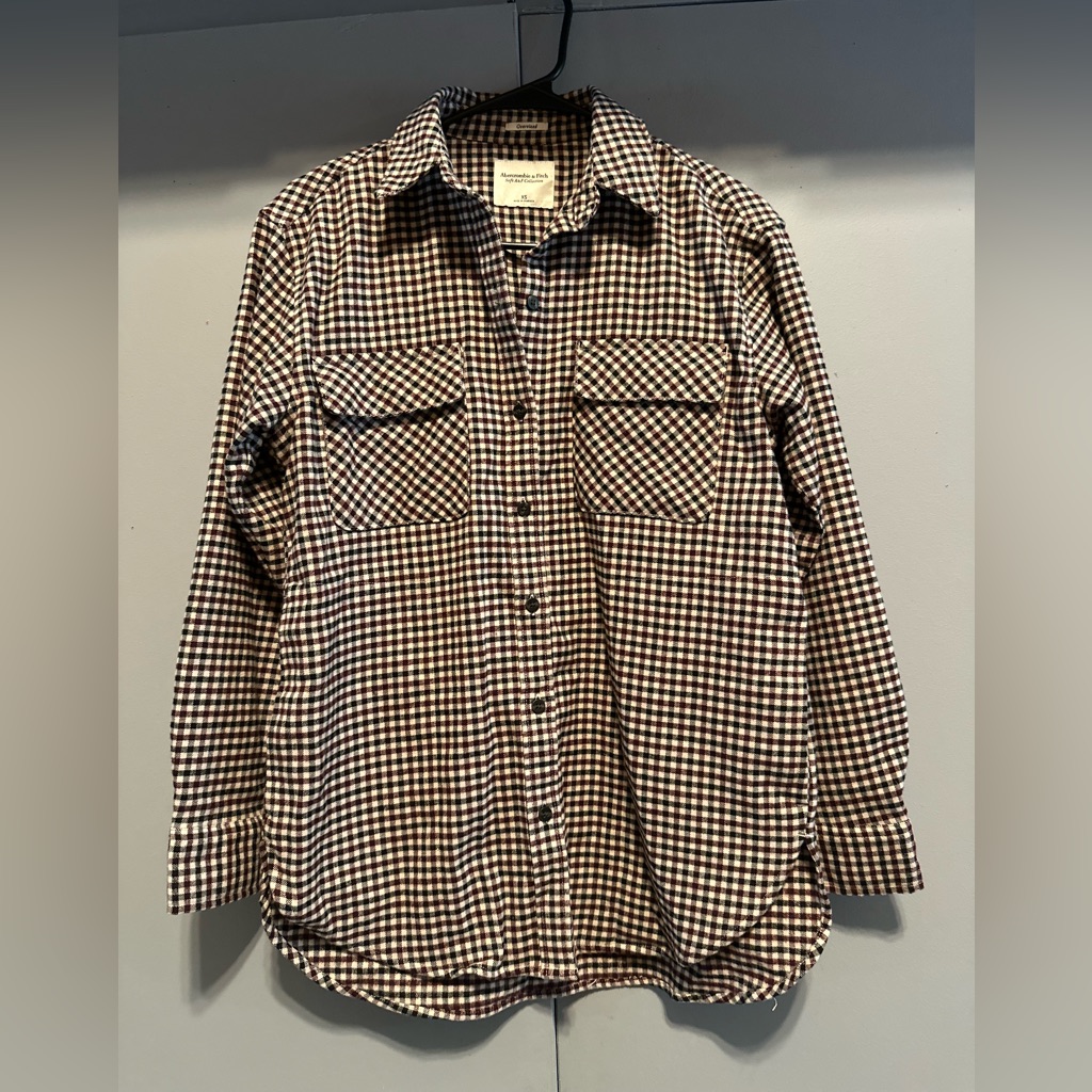 Abercrombie & Fitch - Black, White & Red Thick Checkered Button Down (Size Xs)